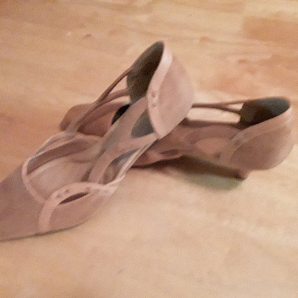 Comfort view shoes